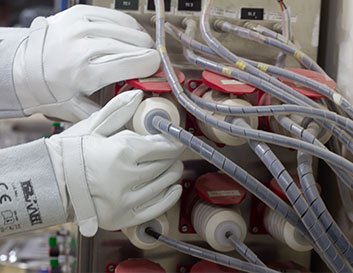 Raychem RPG Leather Gloves - Leather over gloves/protectors
